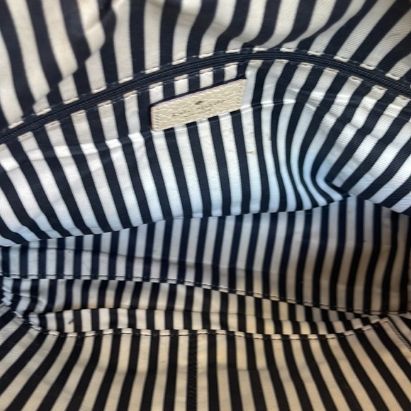 Pre-owned KATE SPADE Southport Avenue Alessa Cream Black Pebbled leather Medium - Picture 6 of 13